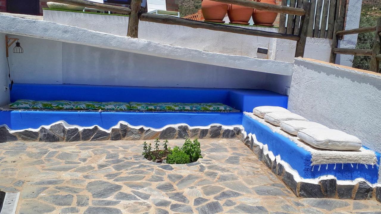 Villa For 4 With A Private Pool & Garden Bedar Ngoại thất bức ảnh